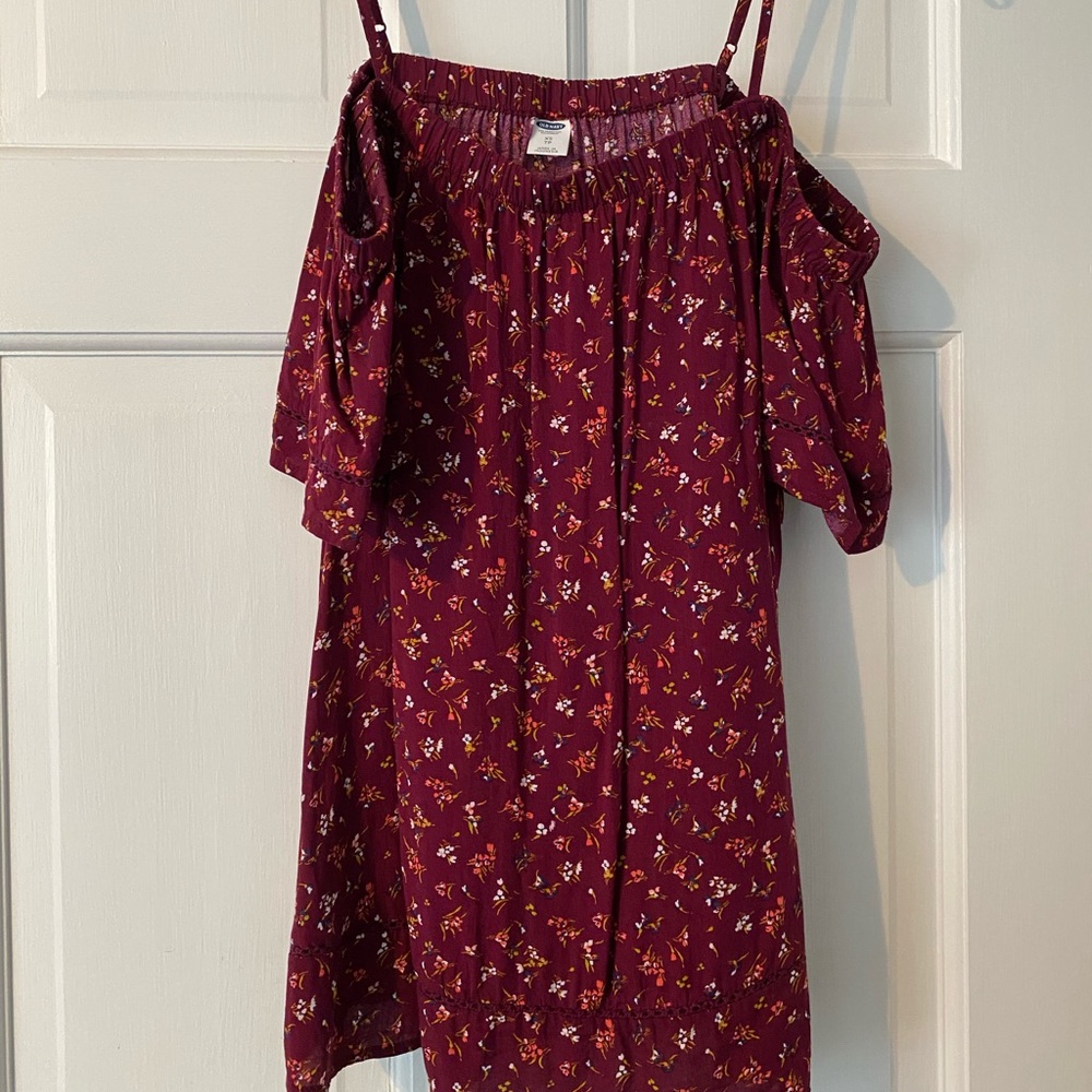Old Navy top